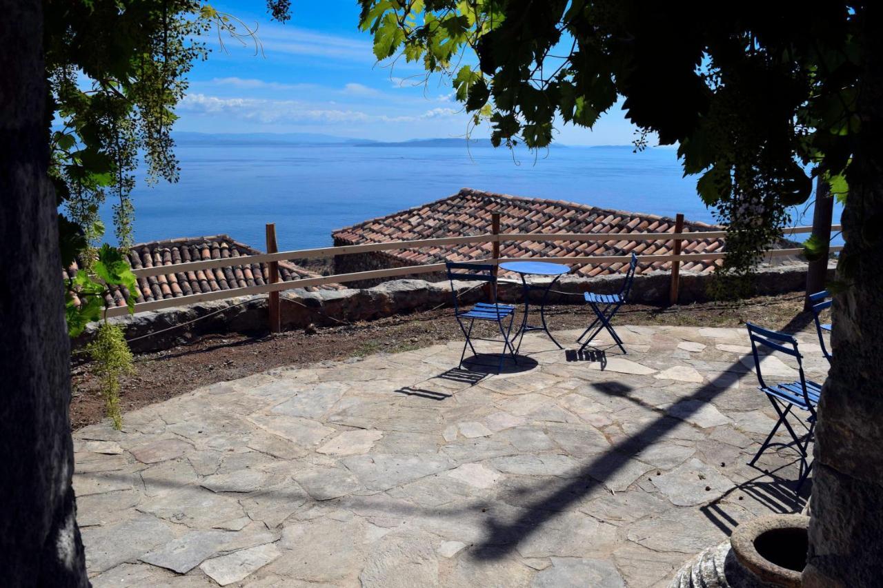 The Traditional Hause With The Best View Leonídion Exterior foto